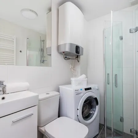 Solna Studio Cracow By Renters * Cracóvia